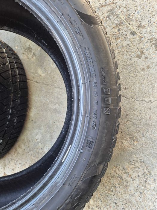 Anvelope de iarna, 20'" run-flat, omologate BMW, doua dimensiuni