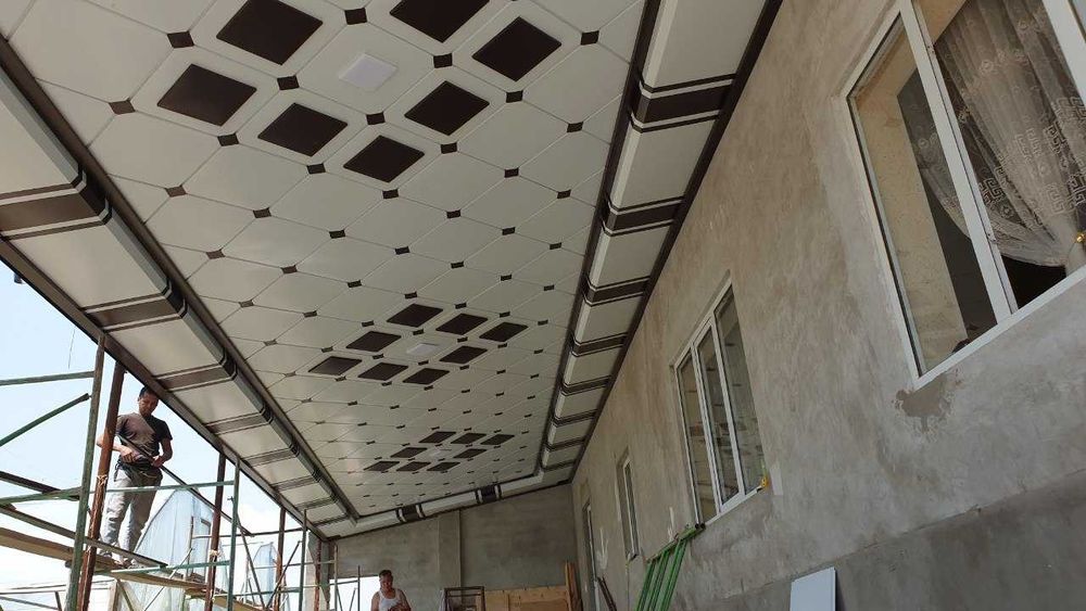 Tunikabond va Travertin.