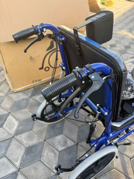 продам инвалидное кресло