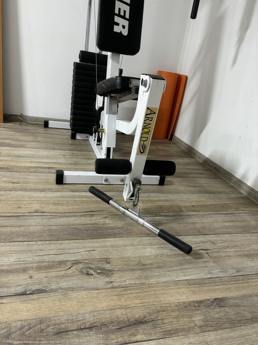 Тренажер Arnold в отличном состоянии