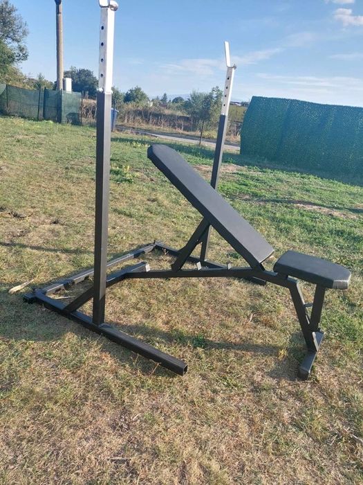 Стойки за клек и Лежанка