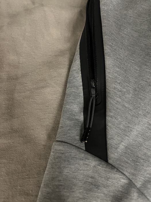 Nike tech fleece old season