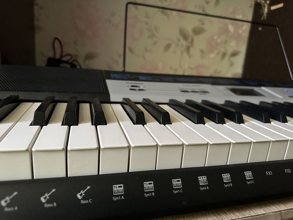 Синтезатор Casio CTK-1550