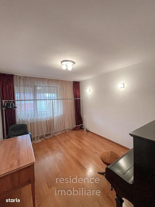 Apartament 3 camere, Andrei Muresanu + Parcare si Balcoane