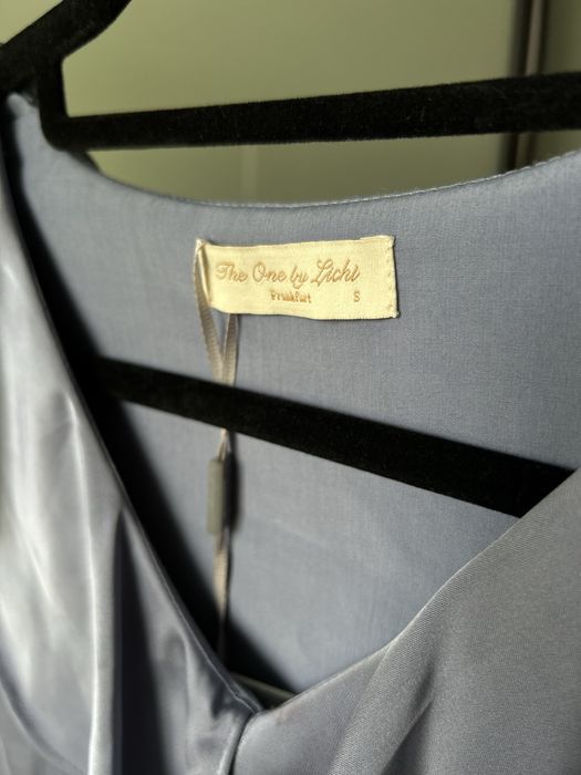 Продам платье lichi