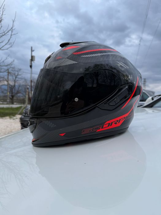 Продавам каска Scorpion Exo 1400 air carbon