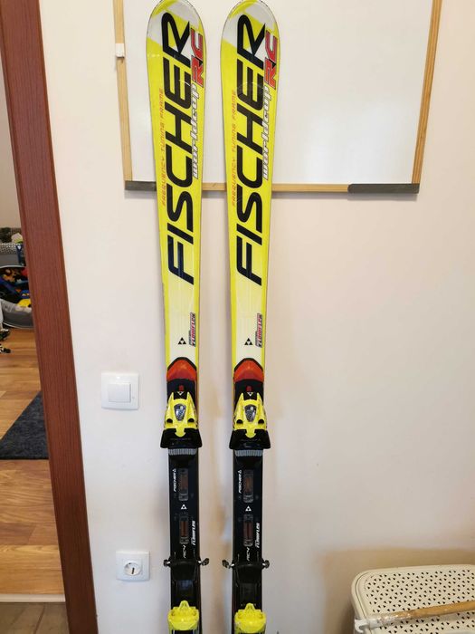 FISCHER RC4 Карвинг Ски 175см. Worldcup Aircarbon Titanium