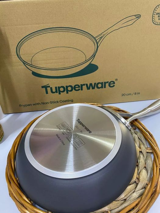 Новая сковорода tuperware "от Шефа"