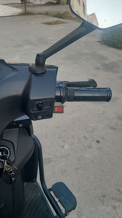 Електро скутер сотилади