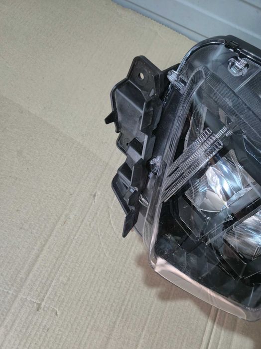 Far dreapta Hyundai Tucson NX4 / NX4e An 2020 -  2025 cod 92102-N7XXX