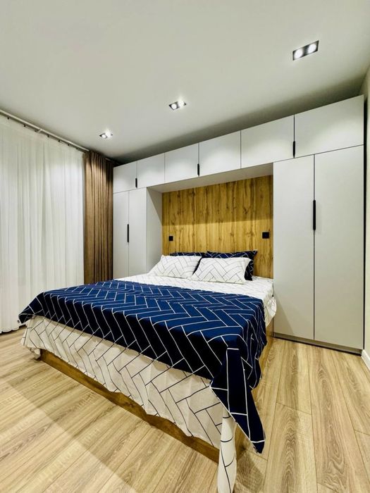 Срочно Продаю Квартира Новомосковская 3/3/4 Новый Евролюкс 77 Серия