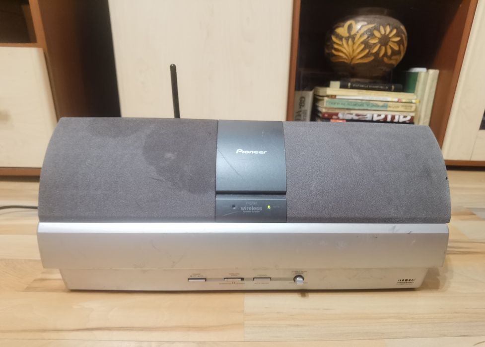 Pioneer digital wireless speaker system XW-DV515
