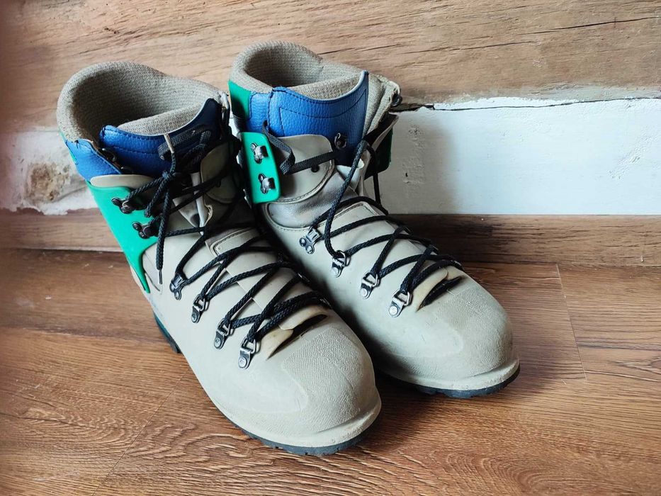 Bocanci Plastici/Bocanci dubli