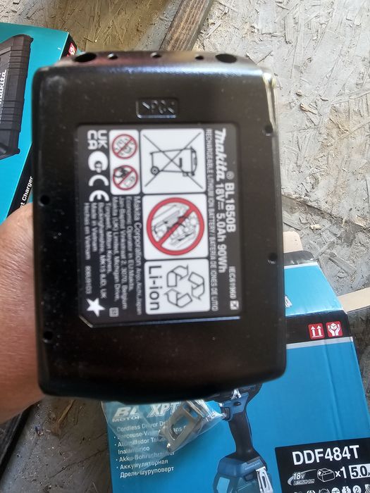 Makita  corp+baterie