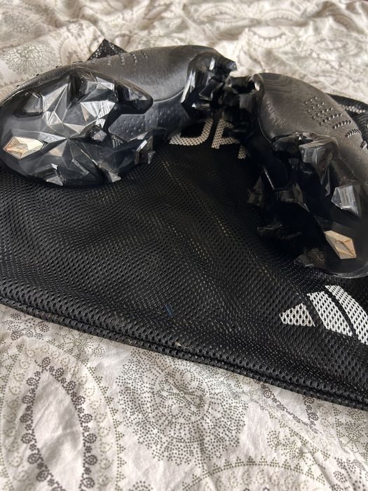 Adidas predator accuracy +