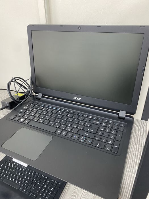 Acer ES1 с гарантией