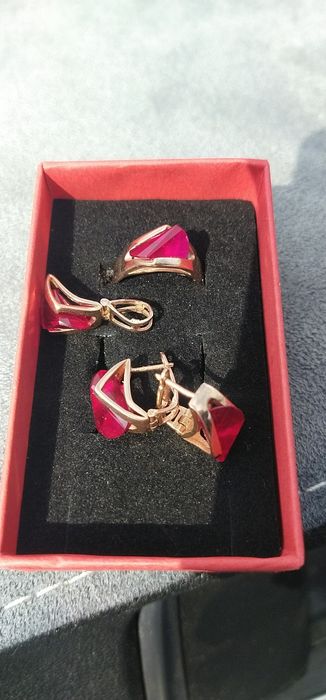 Золотые украшения