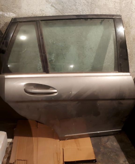 Usa dreapta spate mercedes w204 2010 break