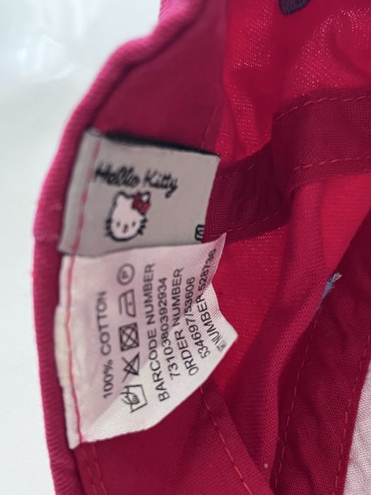 Кепки доя девочки, 3-4 года