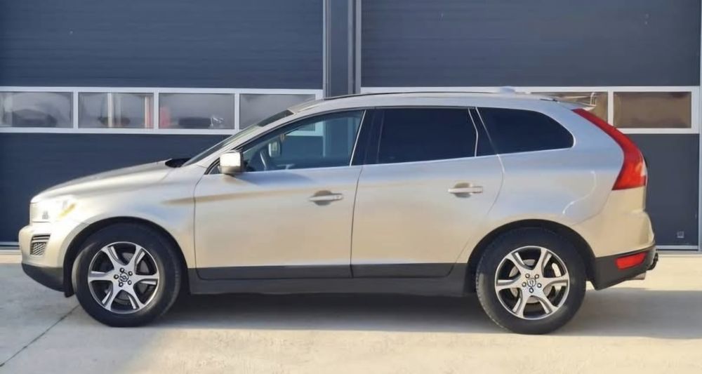 Vând Volvo xc60, an 2012