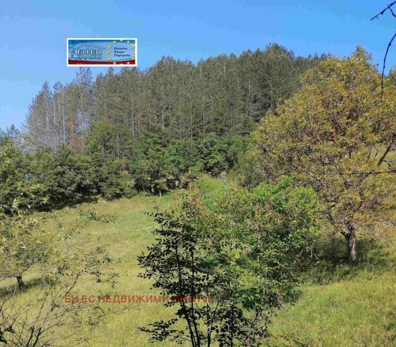 Продава къща с. Филиповци 120 м²