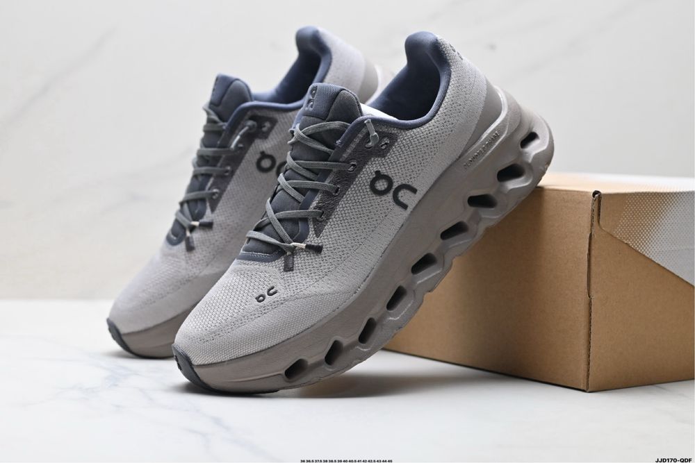 Кроссовки QC продам