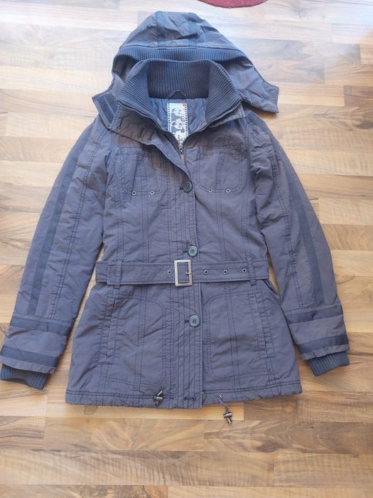 Дамски якета и сака