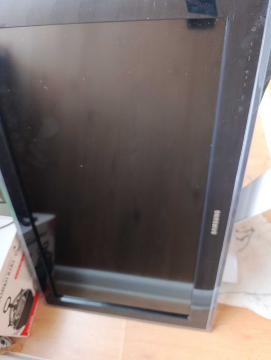 Продам телевизор