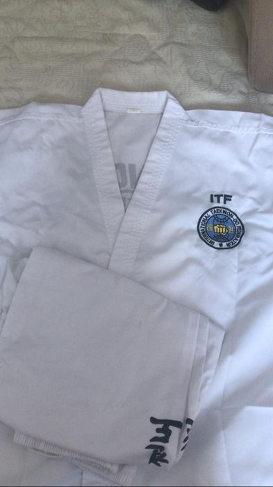 Боксерские перчатки