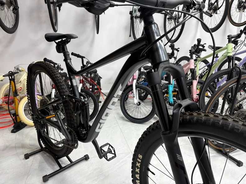 Новый двухподвес Giant Stance 2 29 (рама XL)