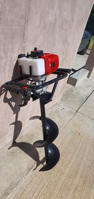 Moto burghiu benzina 5,7 cp