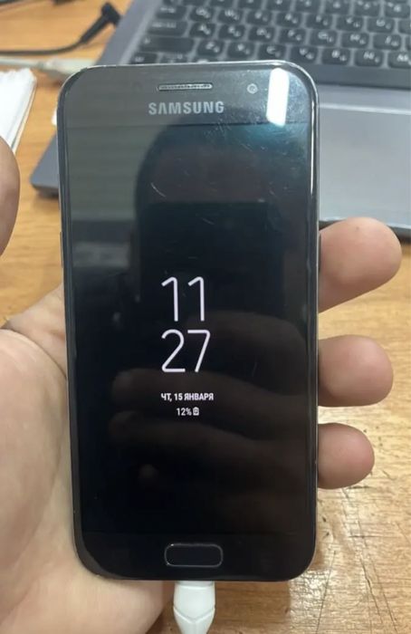 Продам телефон в хорошем состояний