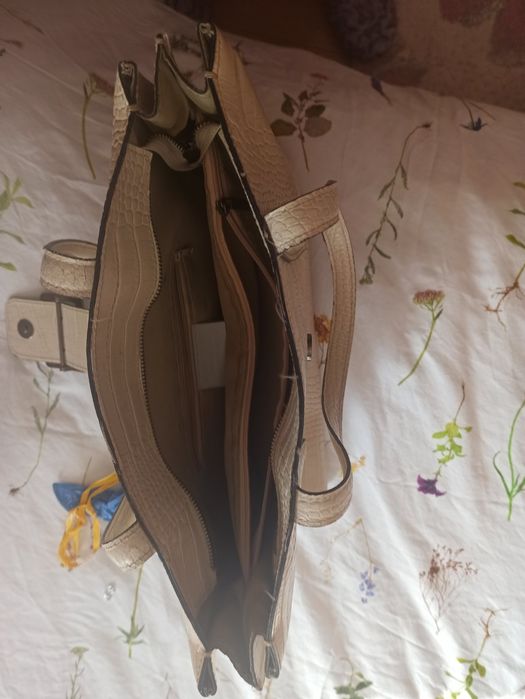 Чанта от естествена кожа