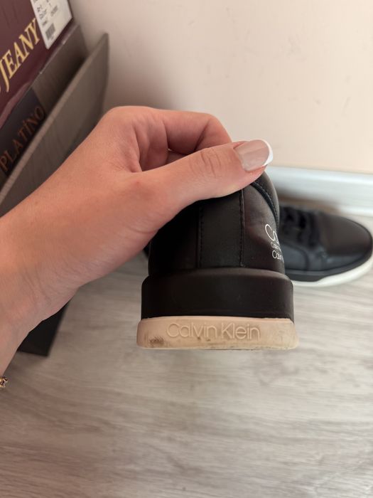 Calvin Klein обувки