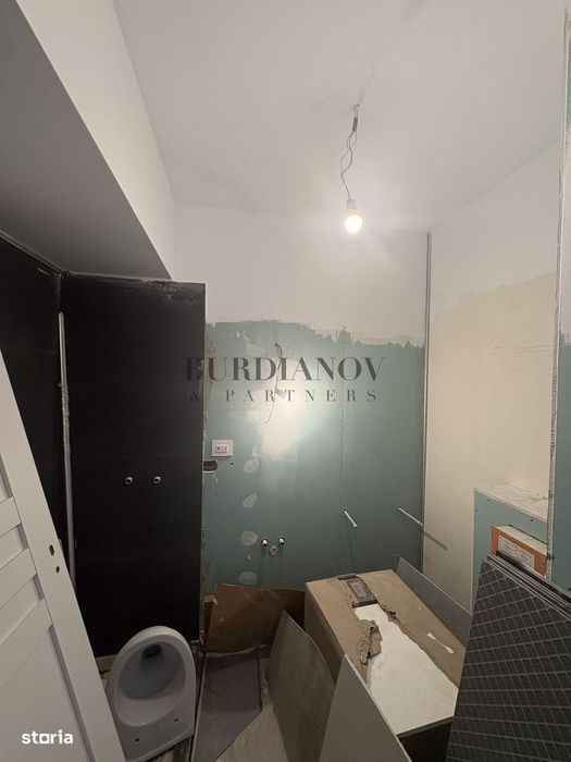Apartament cu 3 camere - două băi - Etalon Lacul Morii - Vedere Lac