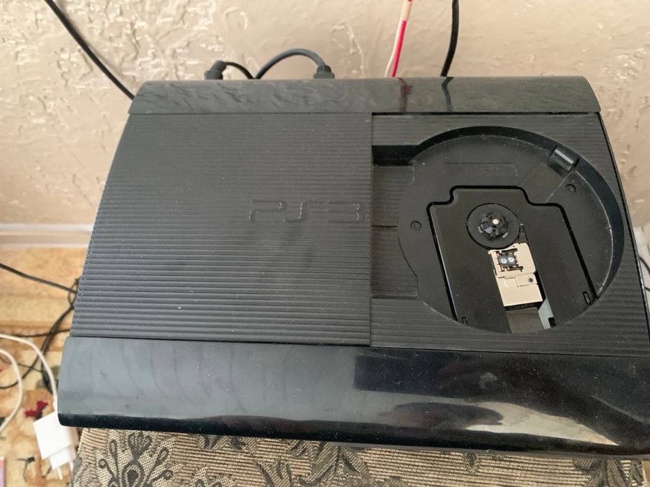 Playstation 3 1tb 40+игр прошитая