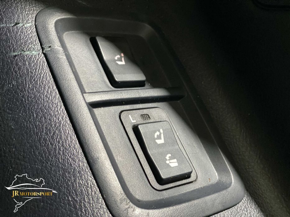 Toyota Sequoia 4.6 V8