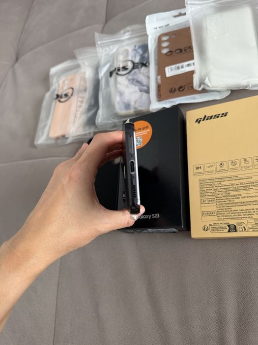 Samsung S23 full box