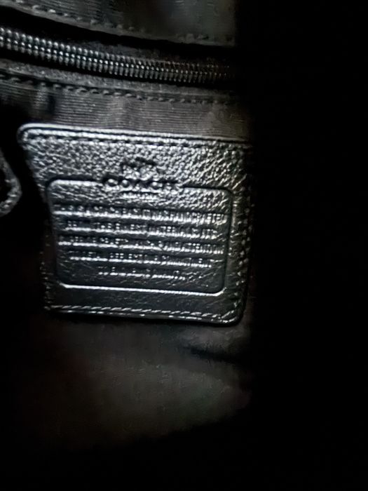 Granta deodebita COACH originala piele naturala .