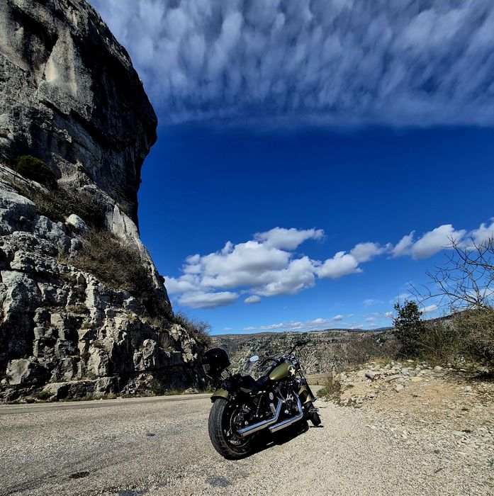 Vând Urgent !!! Harley-Davidson Dyna Street Bob FXD
