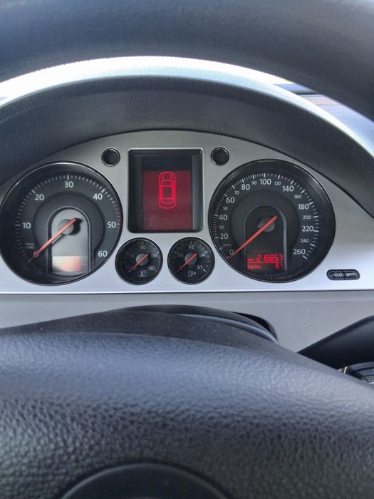 Vând Passat B6 2.0 diesel 140cp