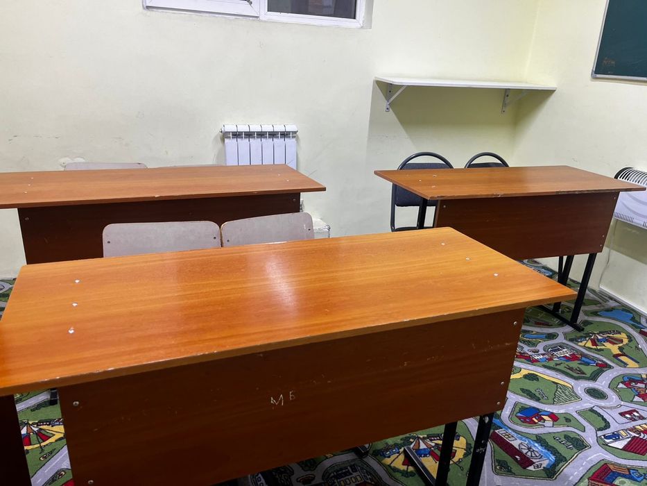 Продам парты и стулья