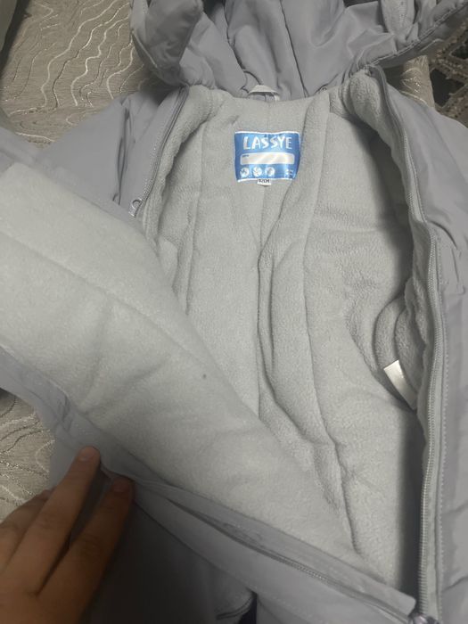 Продам комбинезон зимний от 0-6мес