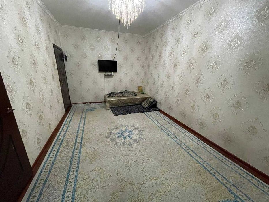 Юнусабад-15 | Метро Туркистон | 2-комн | Не торцевая | Срочно