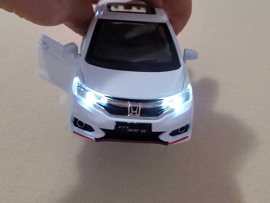 Machetă Honda Jazz/Fit (1:32)