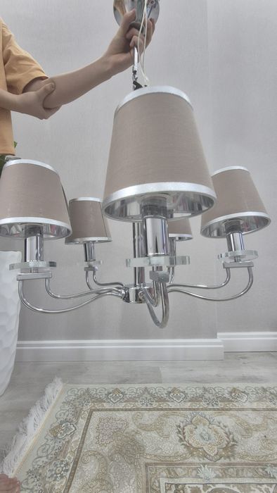 Продам люстру бу