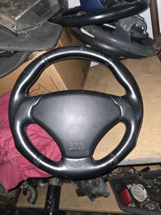 Trapa, bord, volan, motor