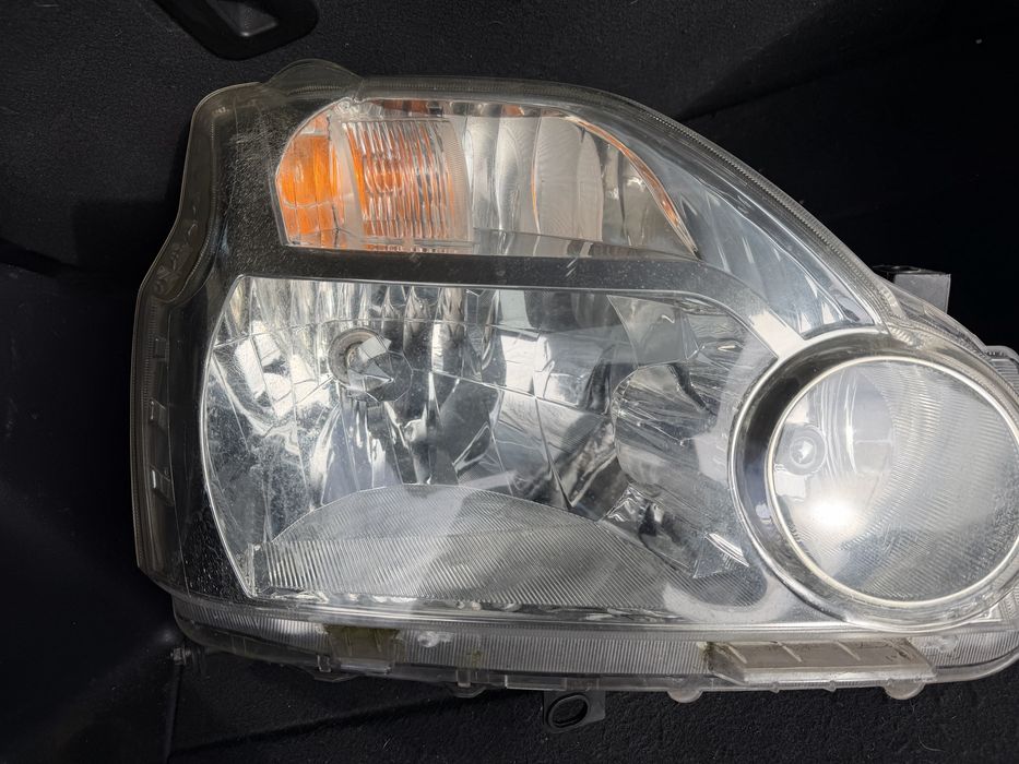 Фарове Nissan X-Trail T31