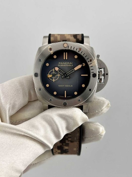 Наручные часы Panerai Submersible