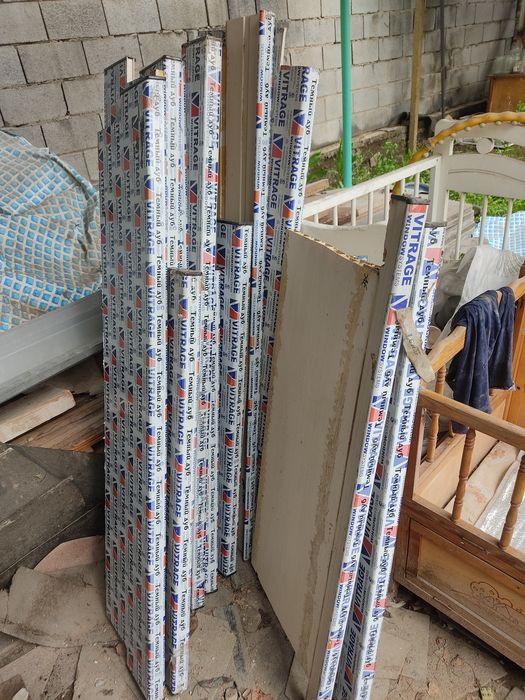 Подоконники б/у с пленкой